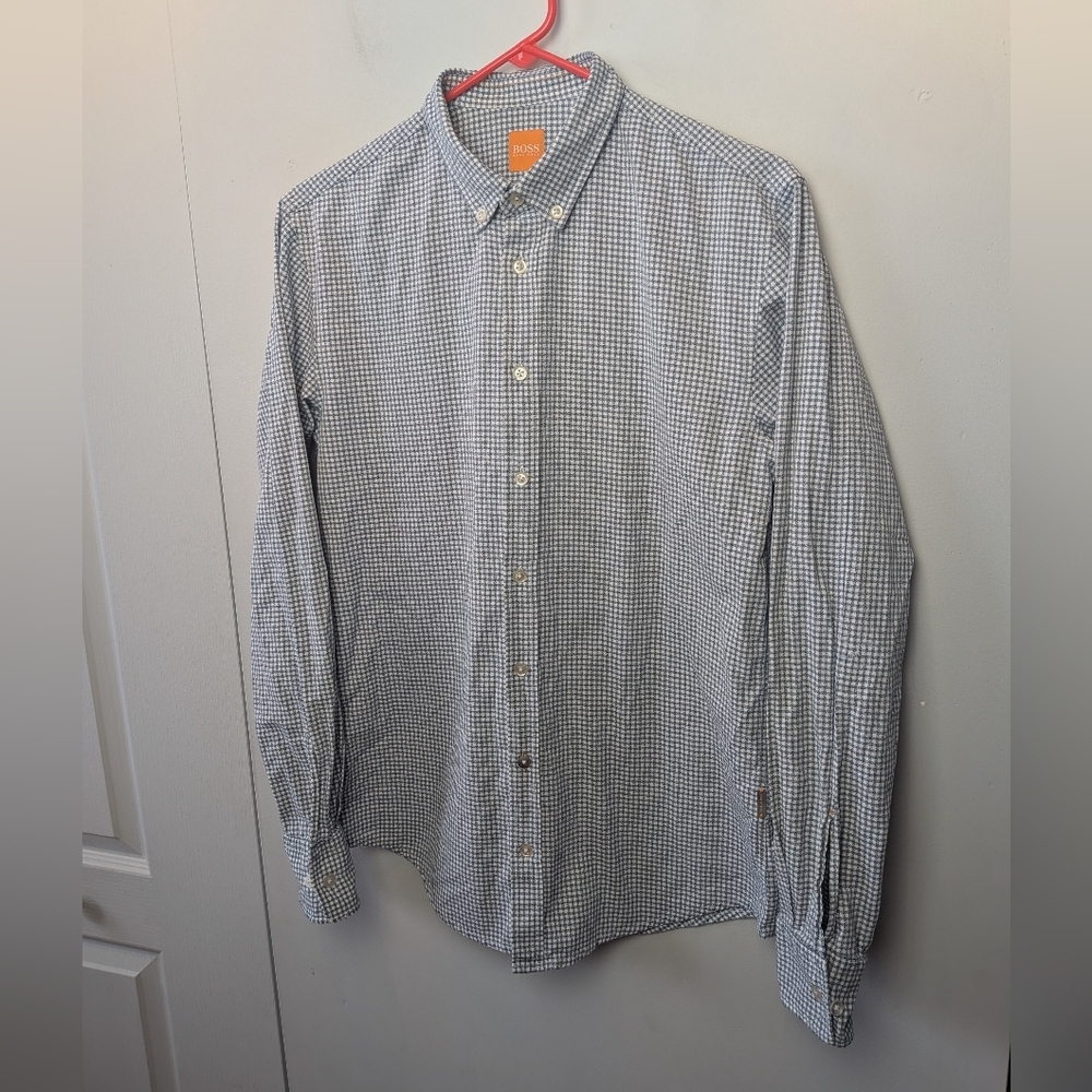 HUGO BOSS Slim Fit Men Button Down Shirt Blue White Size Medium 100% Cotton
